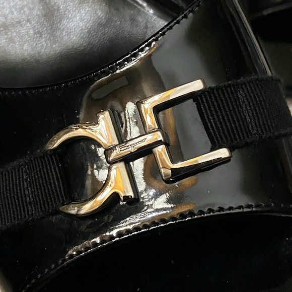 SALVATORE FERRAGAMO Authentic Horse Bit Heels 10 - Picture 2 of 7